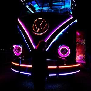 Meet your Posher, Dee